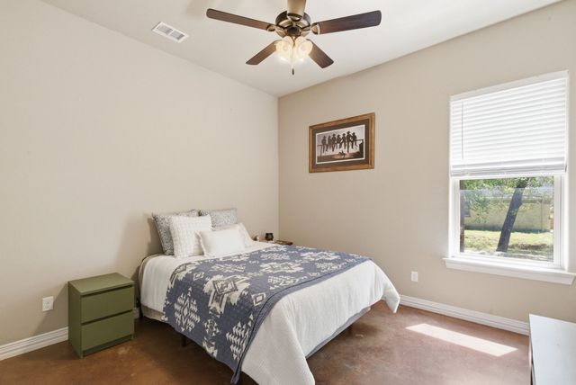 104 Oak Bend Court, Lipan, TX 76462