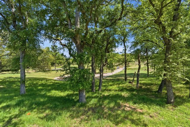 104 Oak Bend Court, Lipan, TX 76462