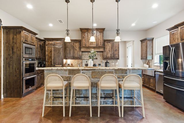 104 Oak Bend Court, Lipan, TX 76462
