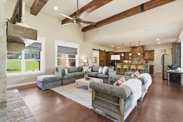 104 Oak Bend Court, Lipan, TX 76462