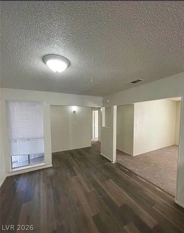 3955 Ventura Way, Las Vegas, NV 89121