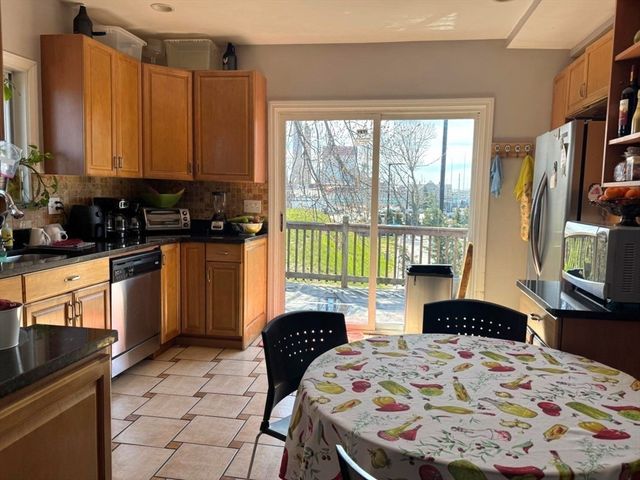 23-R Thorndike St 2, Everett, MA 02149