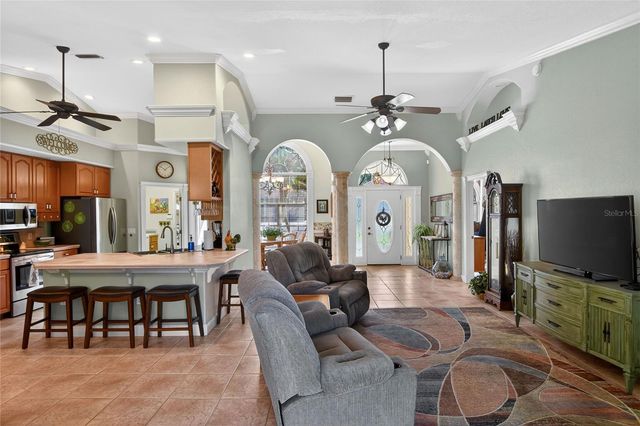 212 GOLF AIRE BOULEVARD, Winter Haven, FL 33884