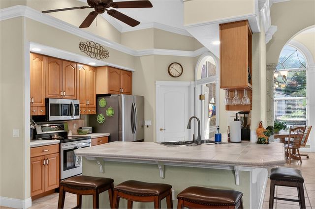 212 GOLF AIRE BOULEVARD, Winter Haven, FL 33884