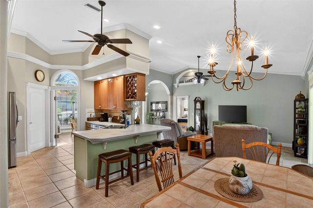 212 GOLF AIRE BOULEVARD, Winter Haven, FL 33884