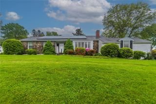 37 Clover Hill Drive, Poughkeepsie, NY 12603