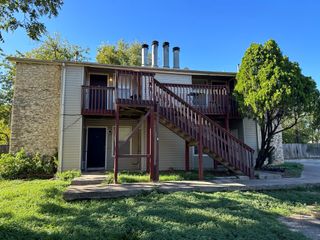 903 Taulbee LN B, Austin, TX 78757