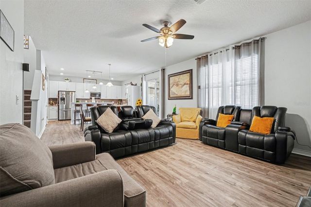 10617 ALDO MORO DRIVE, Wimauma, FL 33598