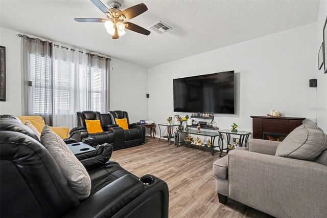 10617 ALDO MORO DRIVE, Wimauma, FL 33598