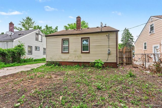 15363 Plainview Avenue, Detroit, MI 48223