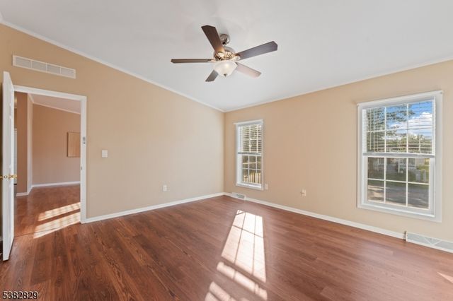 2 Edelweiss Way, White Twp., NJ 07823