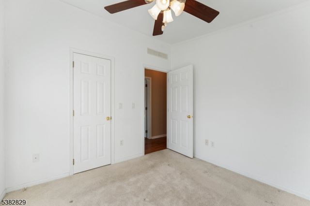 2 Edelweiss Way, White Twp., NJ 07823