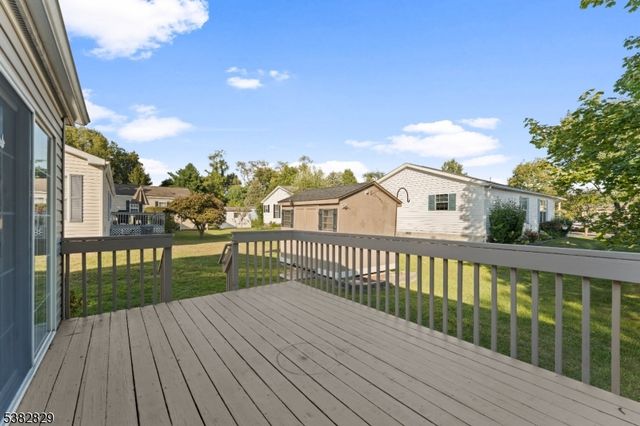 2 Edelweiss Way, White Twp., NJ 07823