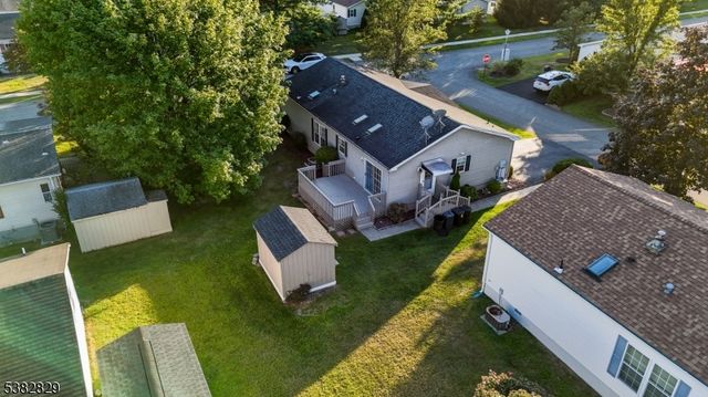 2 Edelweiss Way, White Twp., NJ 07823