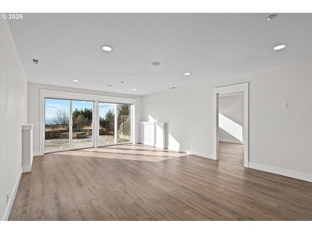 3038 Nw 12TH Ave, Camas, WA 98607