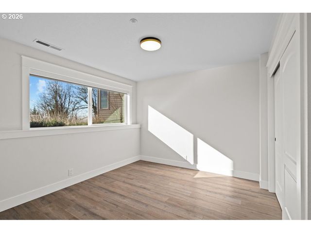 3038 Nw 12TH Ave, Camas, WA 98607