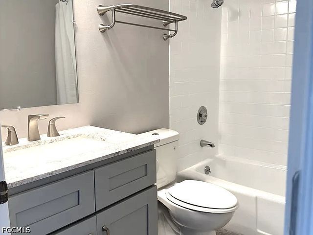 4728 Orange Grove BLVD 12, North Fort Myers, FL 33903