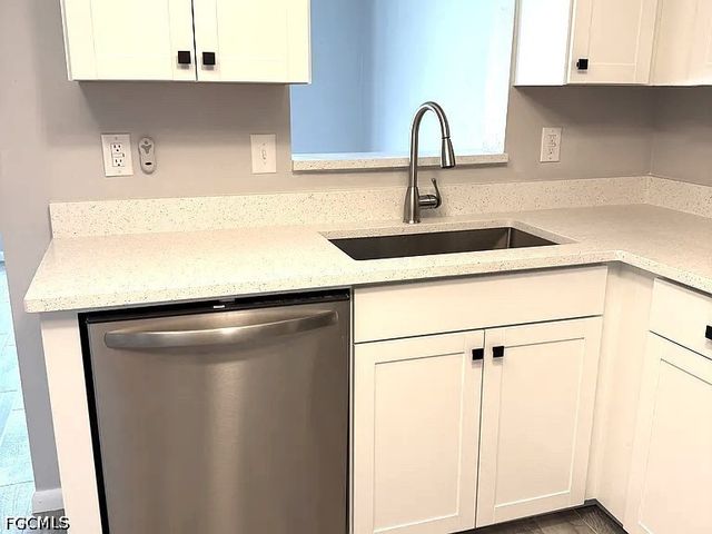 4728 Orange Grove BLVD 12, North Fort Myers, FL 33903