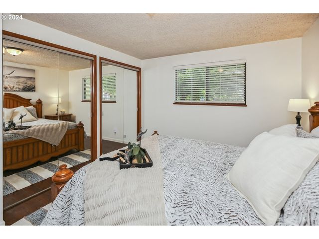 2420 WILLONA Dr, Eugene, OR 97408