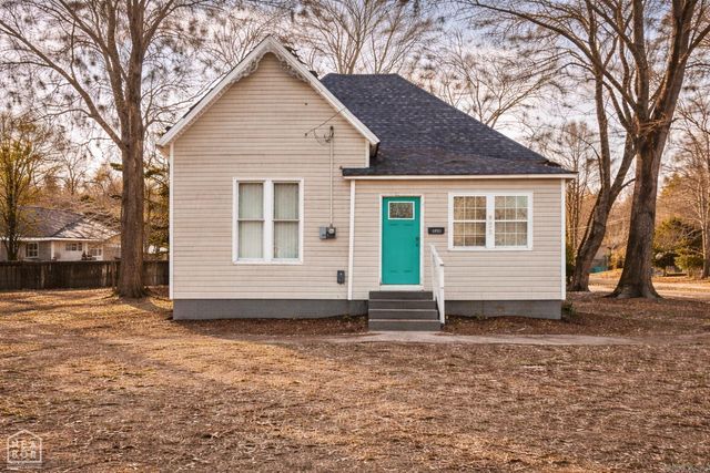 827 W Monroe Avenue, Jonesboro, AR 72401