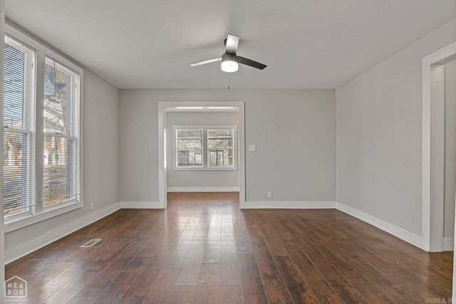 827 W Monroe Avenue, Jonesboro, AR 72401