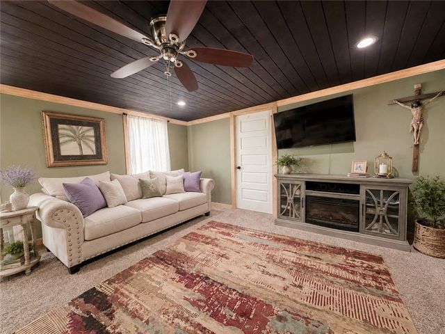 952 Timber Ridge, Caldwell, TX 77836