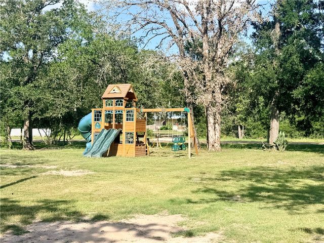 952 Timber Ridge, Caldwell, TX 77836