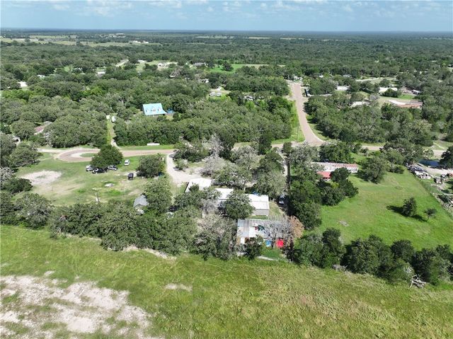 952 Timber Ridge, Caldwell, TX 77836