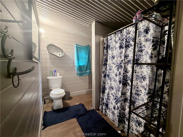 952 Timber Ridge, Caldwell, TX 77836