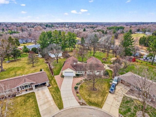 3506 Greendale Court, Janesville, WI 53546