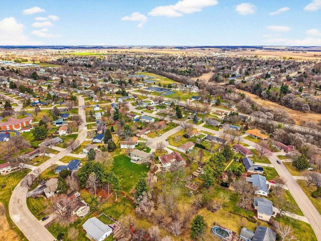 3506 Greendale Court, Janesville, WI 53546