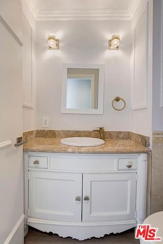 323 N Palm Drive 3, Beverly Hills, CA 90210