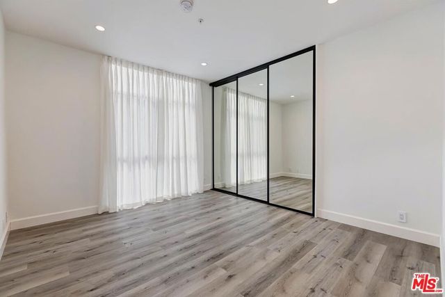 323 N Palm Drive 3, Beverly Hills, CA 90210