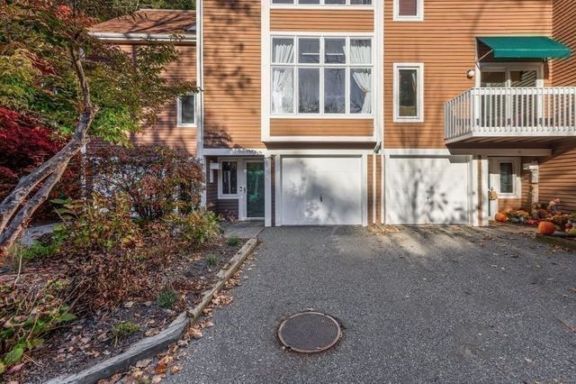 15 Greenridge Lane 15, Lincoln, MA 01773