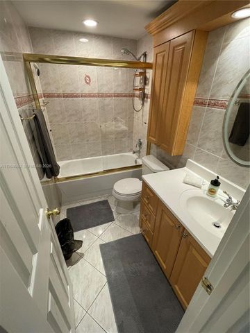 201 178th Drive 313, Sunny Isles Beach, FL 33160