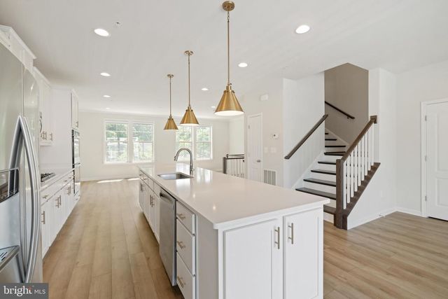 204 ASHTON MARKET ALY, Ashton, MD 20861
