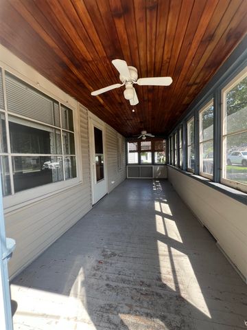 207 Coolidge Drive, Bay City, MI 48706