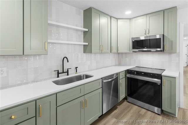 3638 Golfview Road, Hope Mills, NC 28348