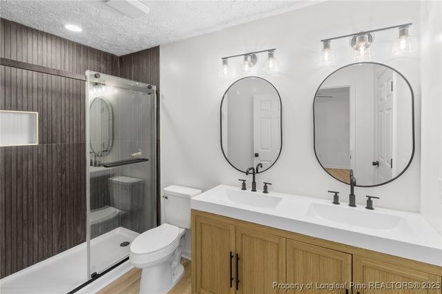 3638 Golfview Road, Hope Mills, NC 28348