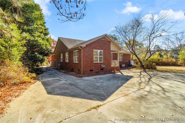 3638 Golfview Road, Hope Mills, NC 28348