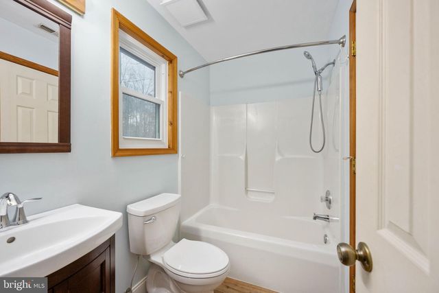 10706 ROPERS RUN, Bumpass, VA 23024