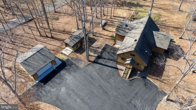 10706 ROPERS RUN, Bumpass, VA 23024