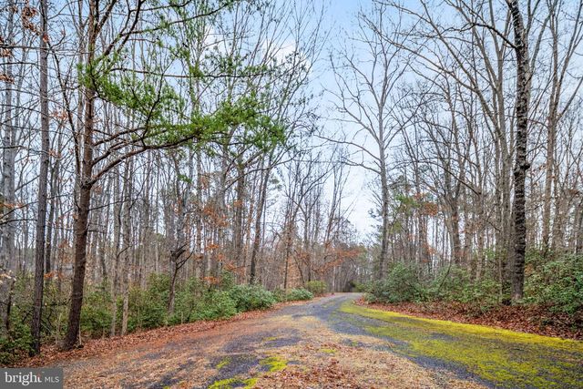 10706 ROPERS RUN, Bumpass, VA 23024