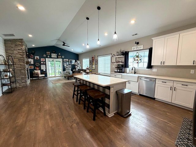 18 Levanno Drive, Crown Point, IN 46307