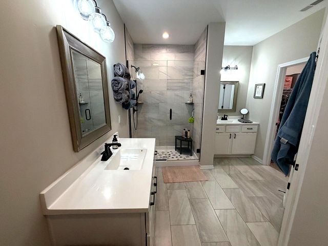 18 Levanno Drive, Crown Point, IN 46307