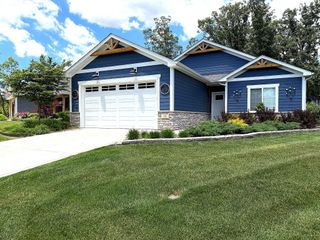 18 Levanno Drive, Crown Point, IN 46307