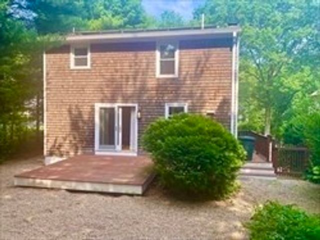 21 Rangeway, Lexington, MA 02420