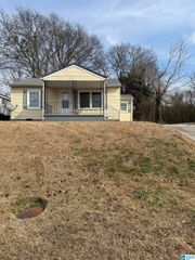 2503 WALNUT AVENUE, Anniston, AL 36201