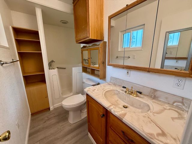 2664 Dewitt Avenue, Clovis, CA 93612