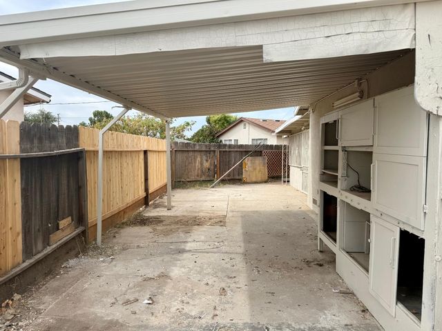 2664 Dewitt Avenue, Clovis, CA 93612